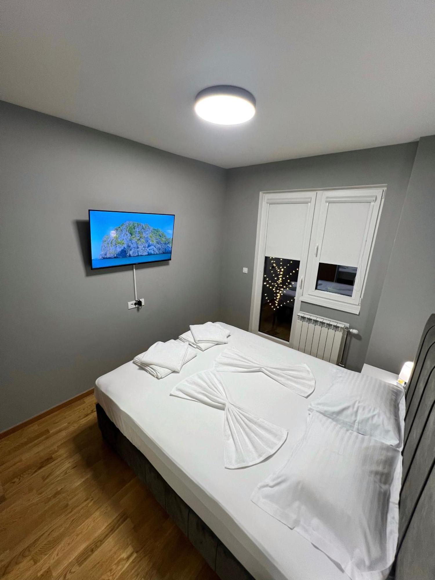 Aj Luxe Residence Skopje Extérieur photo